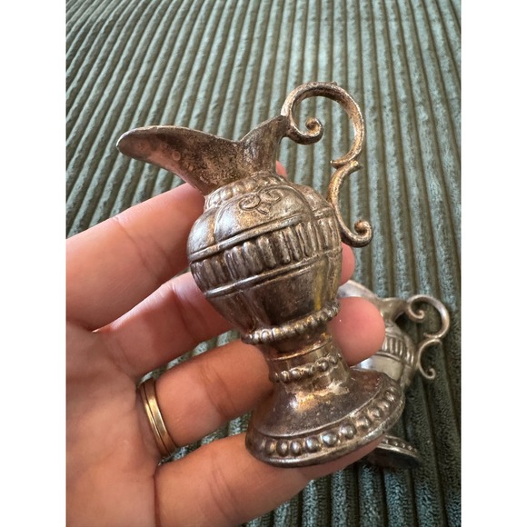 Vintage Silverplate Miniature Pitcher Salt Pepper Shakers Set of 2 - Picture 5 of 13